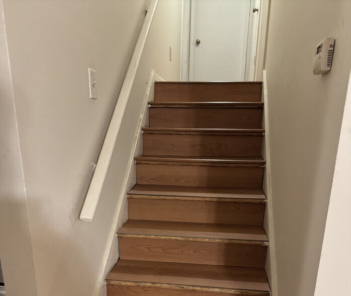 Building Photo - 4226 Duesenberg Dr