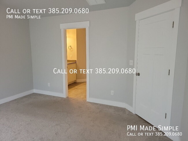 Building Photo - Spacious 4-Bedroom Townhome in Bluffdale