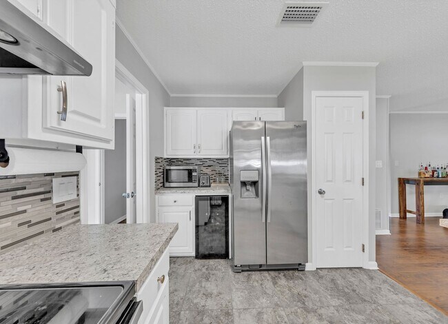 Building Photo - Beautiful 3 Bedroom in Fort Walton Beach