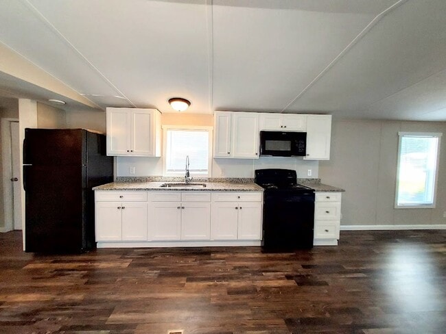 Building Photo - 3 BR Mobile Home for Rent Close to Wren Sc...