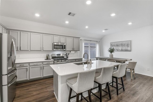 Building Photo - 17018 Westmoreland Promenade Pl