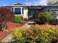 Building Photo - 1524 Baywood Dr