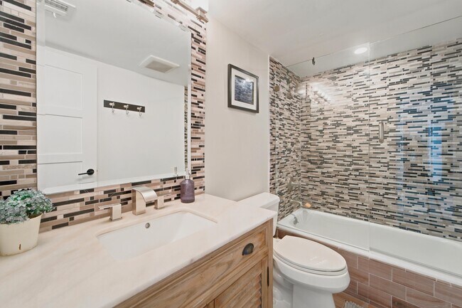 Building Photo - 200 Ocean Trail Way