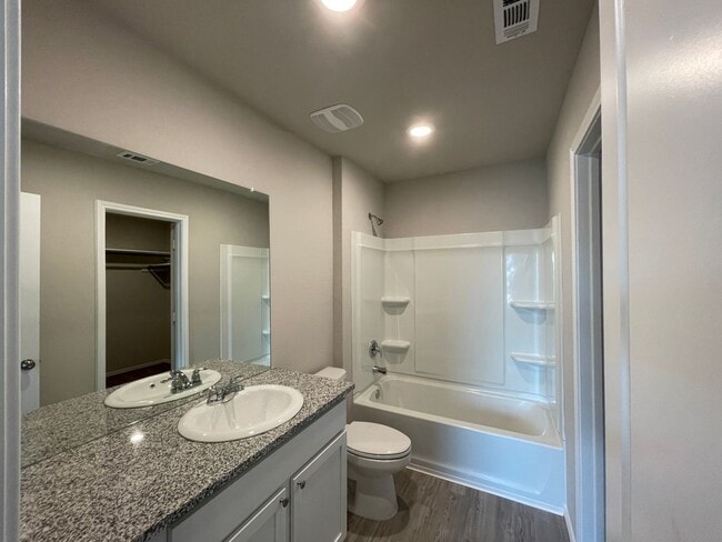 Building Photo - Single family home for rent