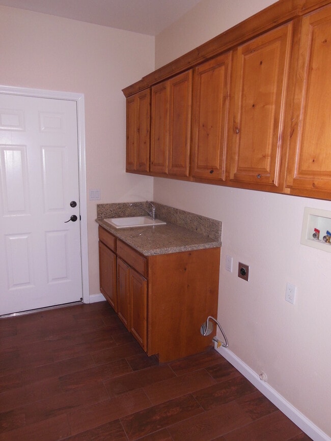 Building Photo - 5744 Adobe Cir