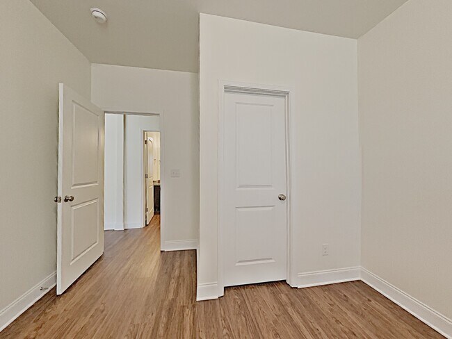 Building Photo - 1300 Ashlyn Court
