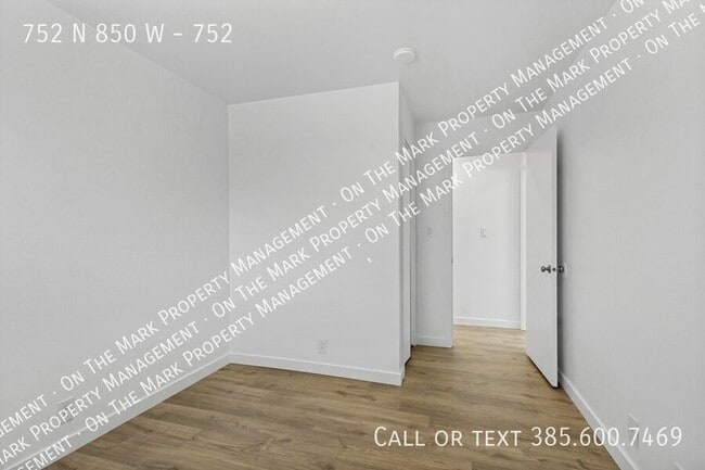 Building Photo - 752 N 850 W St