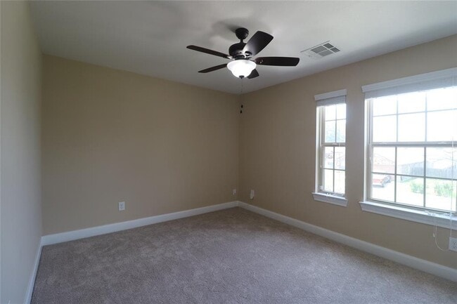 Building Photo - 8411 Creekside Timbers Dr