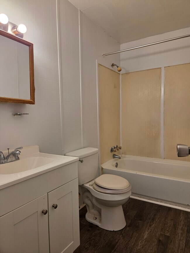 Building Photo - 1603 Apple Valley Dr