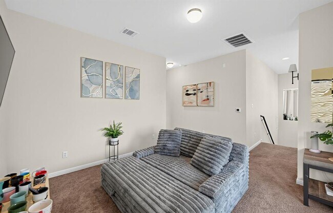 Building Photo - 261 Arabian Colt Dr