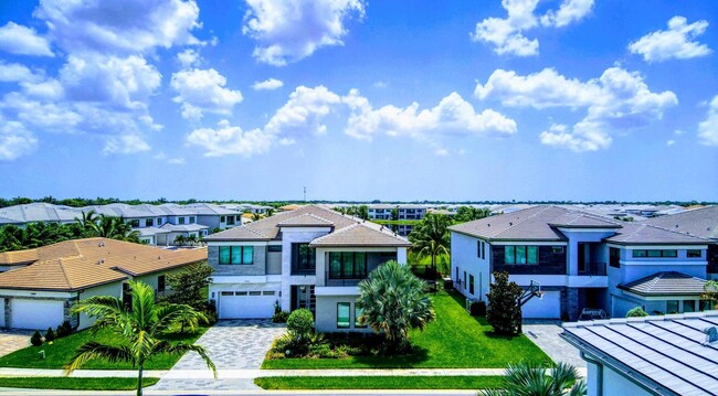 Building Photo - 17046 Wandering Wave Ave
