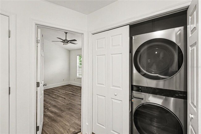 Building Photo - 12268 Country White Cir