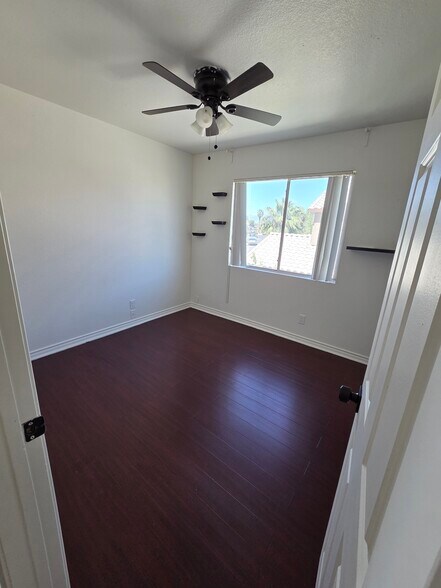 Building Photo - 5650 Ruby Creek Dr