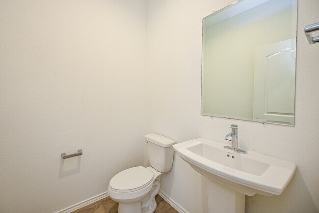 Building Photo - 5411 Auburn Gardens Ct