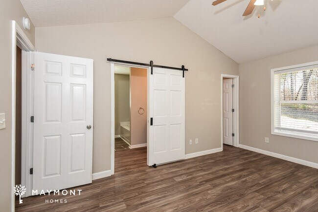 Building Photo - 137 Birchwood Farms Ln