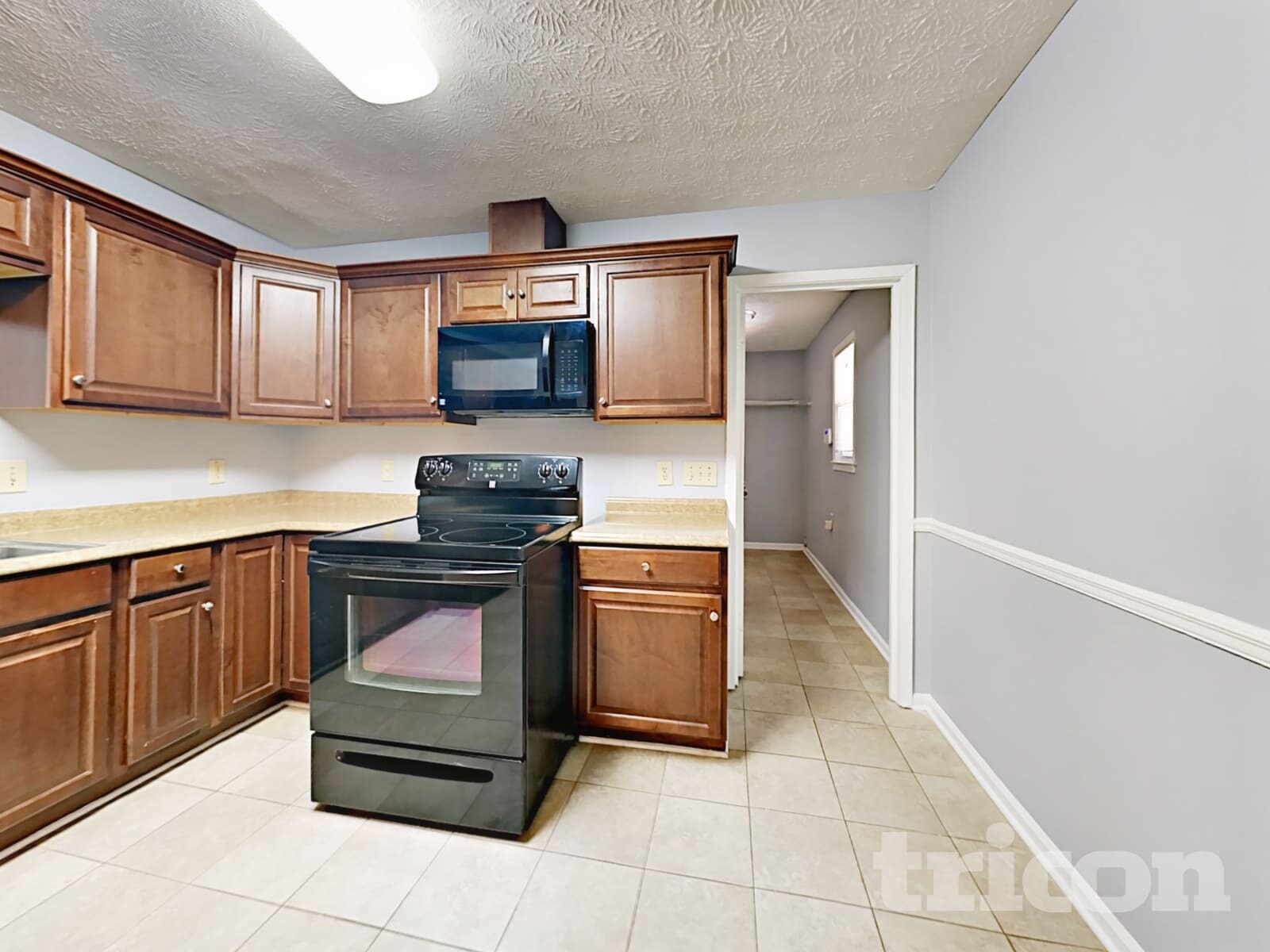 Building Photo - 1731 Hidden Acres Dr SW