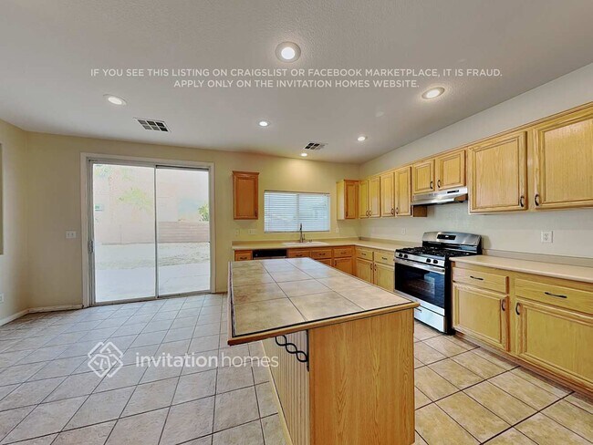 Building Photo - 4923 Charlo Dr