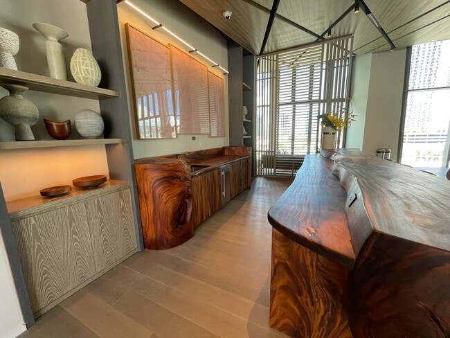 Building Photo - Brand NEW! Koula Studio