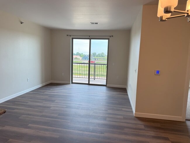 Interior Photo - Red Earth Apartments- On Lake Butte Des Morts