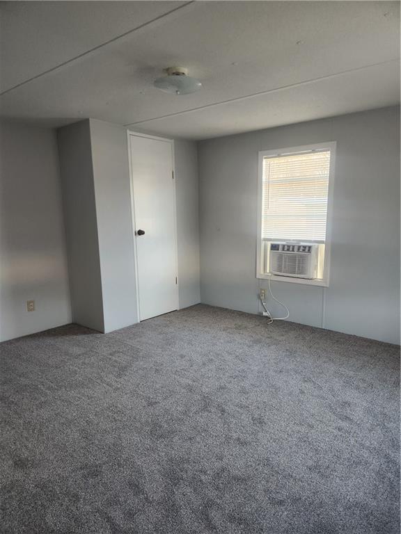 Building Photo - 78 Cemetery St