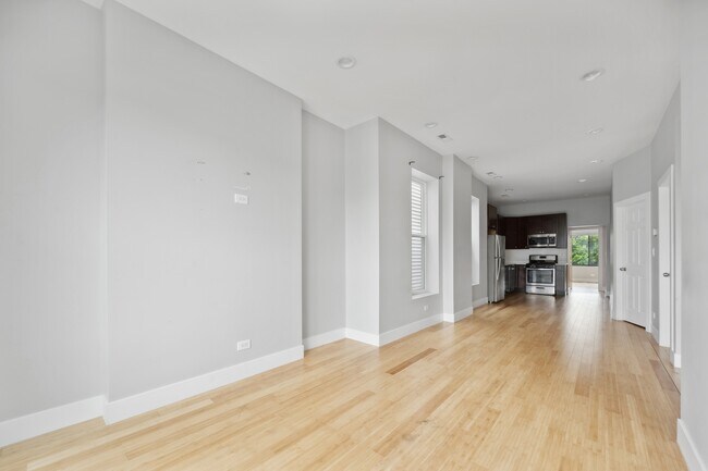Building Photo - 2526 W Lexington St