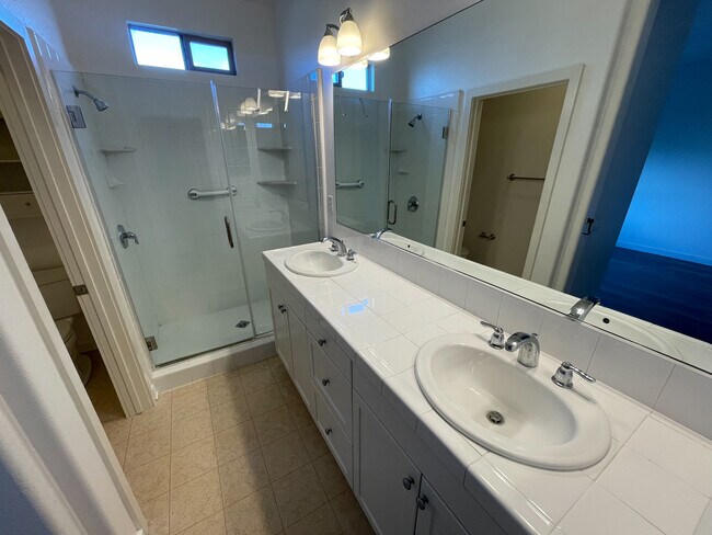 Building Photo - 5405 W 149th Pl