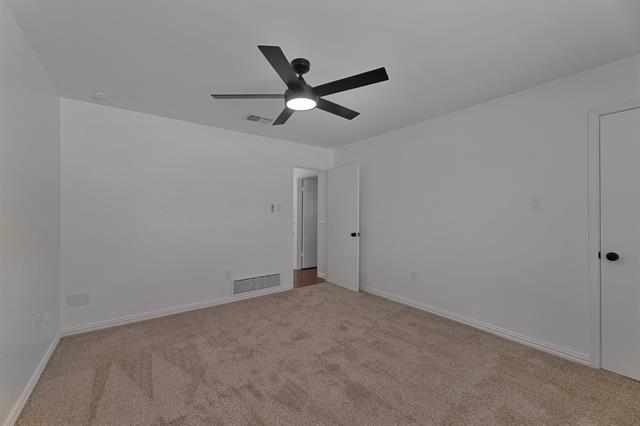 Building Photo - 6404 N Park Dr