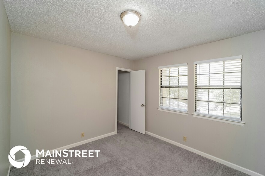 Building Photo - 10218 Grand Mdw Dr
