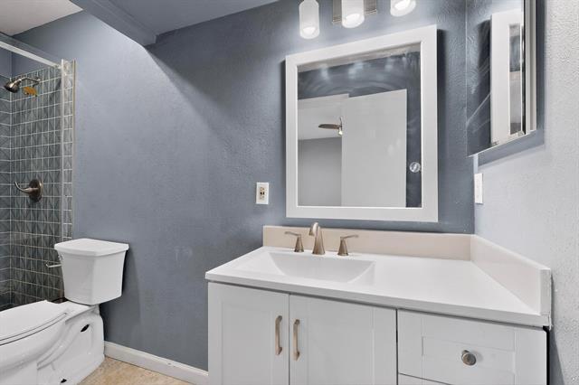 Building Photo - 5613 Powers St