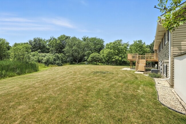 Building Photo - 22 Summerhill Dr