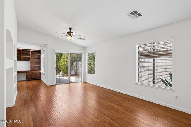 Building Photo - 4719 E Amber Sun Dr