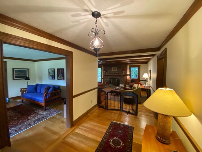 Building Photo - Heather Hills Retreat