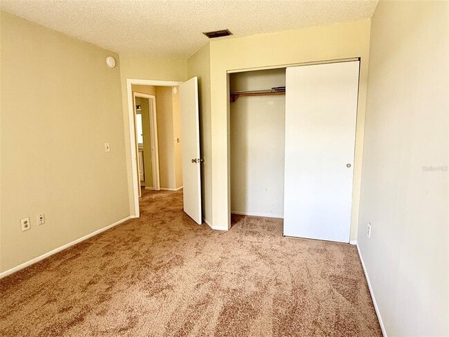 Building Photo - 4562 Pheasant Run Dr