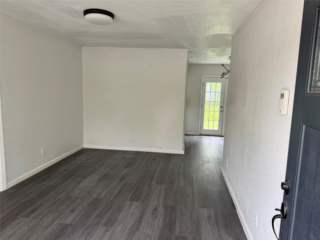 Building Photo - 4215 Botany Ln