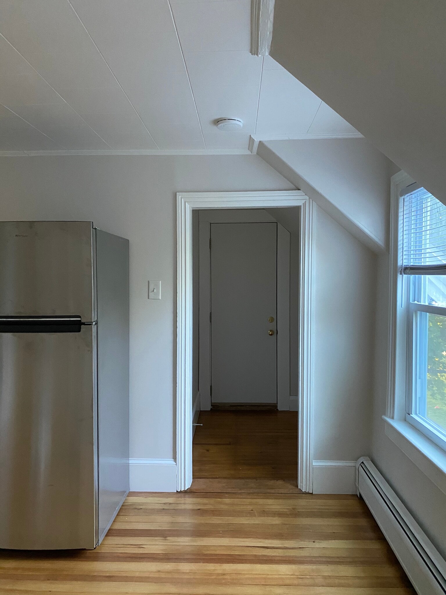 kitchen (deck access) - 223 Pearl St