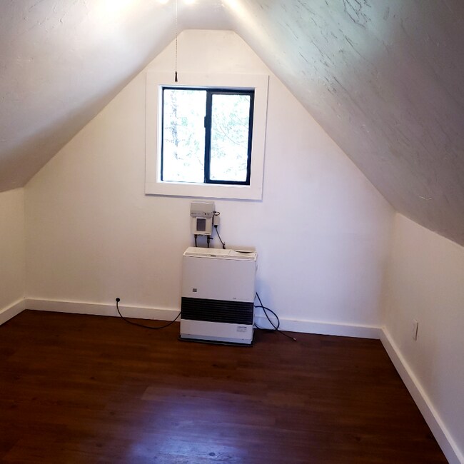 Building Photo - 26481 Crystal Rd