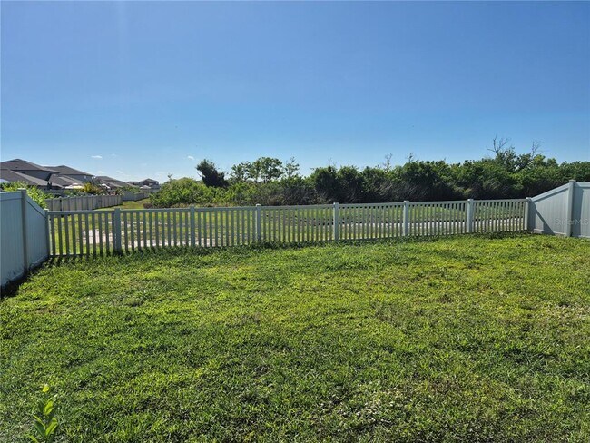 Building Photo - 7033 King Crk Dr