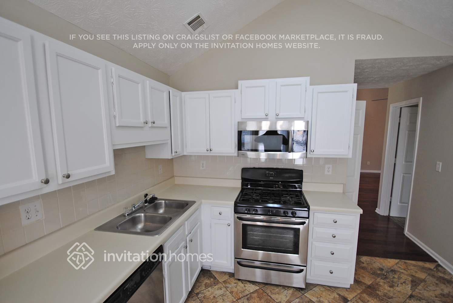 Building Photo - 1009 Boardwalk Dr