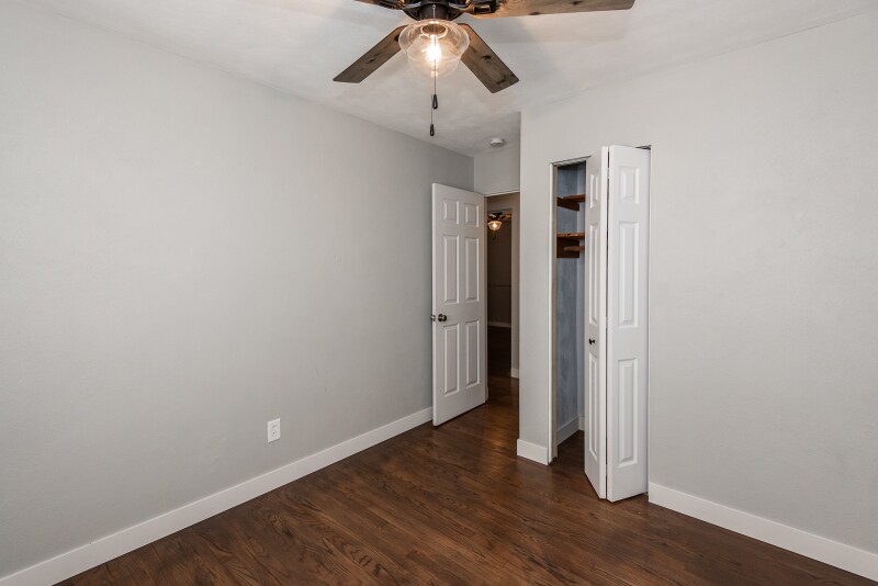 Building Photo - 317 S Pam Ave