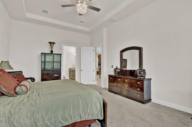 Building Photo - 9204 SW Arco Wy