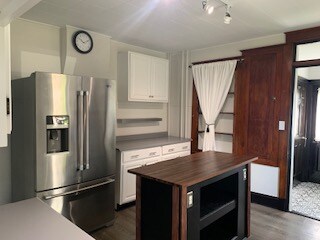 Building Photo - 50 E Walnut St