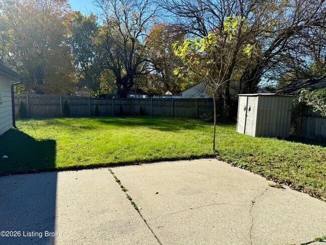 Building Photo - 4701 Palma Rd