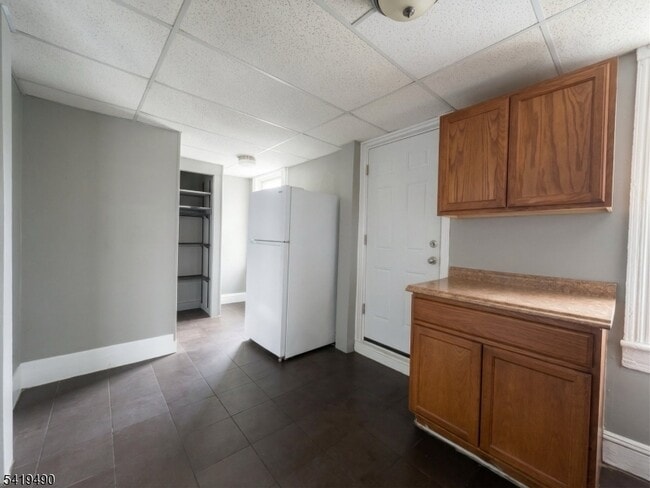 Building Photo - 307 Main St