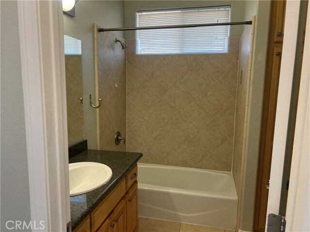 Building Photo - 26500 Silver Lakes Pkwy