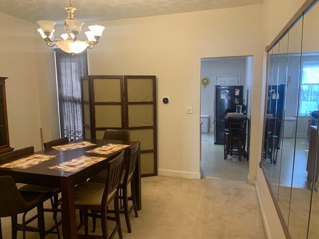 Dining Room - 4 S Payson St
