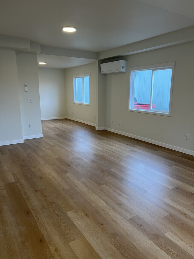 Building Photo - 2214 Valencia St