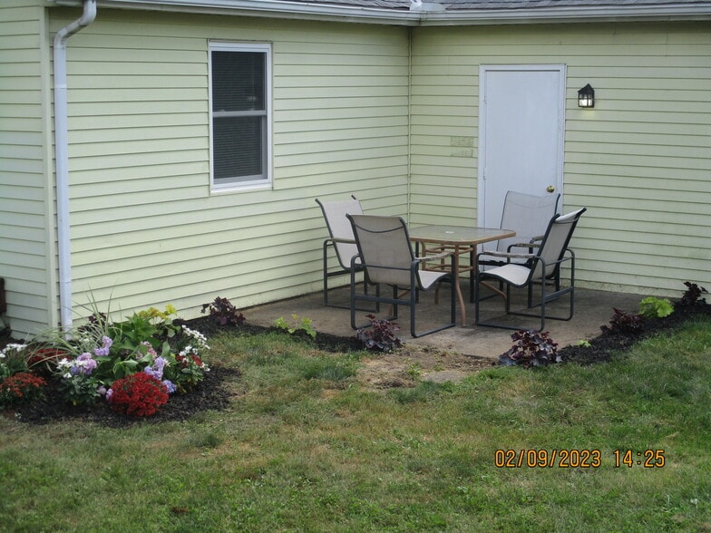 Patio - 1638 Waterstone Ct