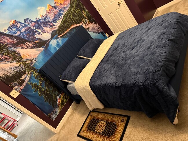 Building Photo - 4557 S 2nd St