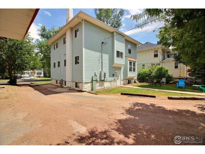 Building Photo - 1619 11th Ave