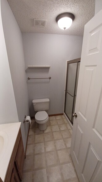 Building Photo - 2119 St Johns Ct